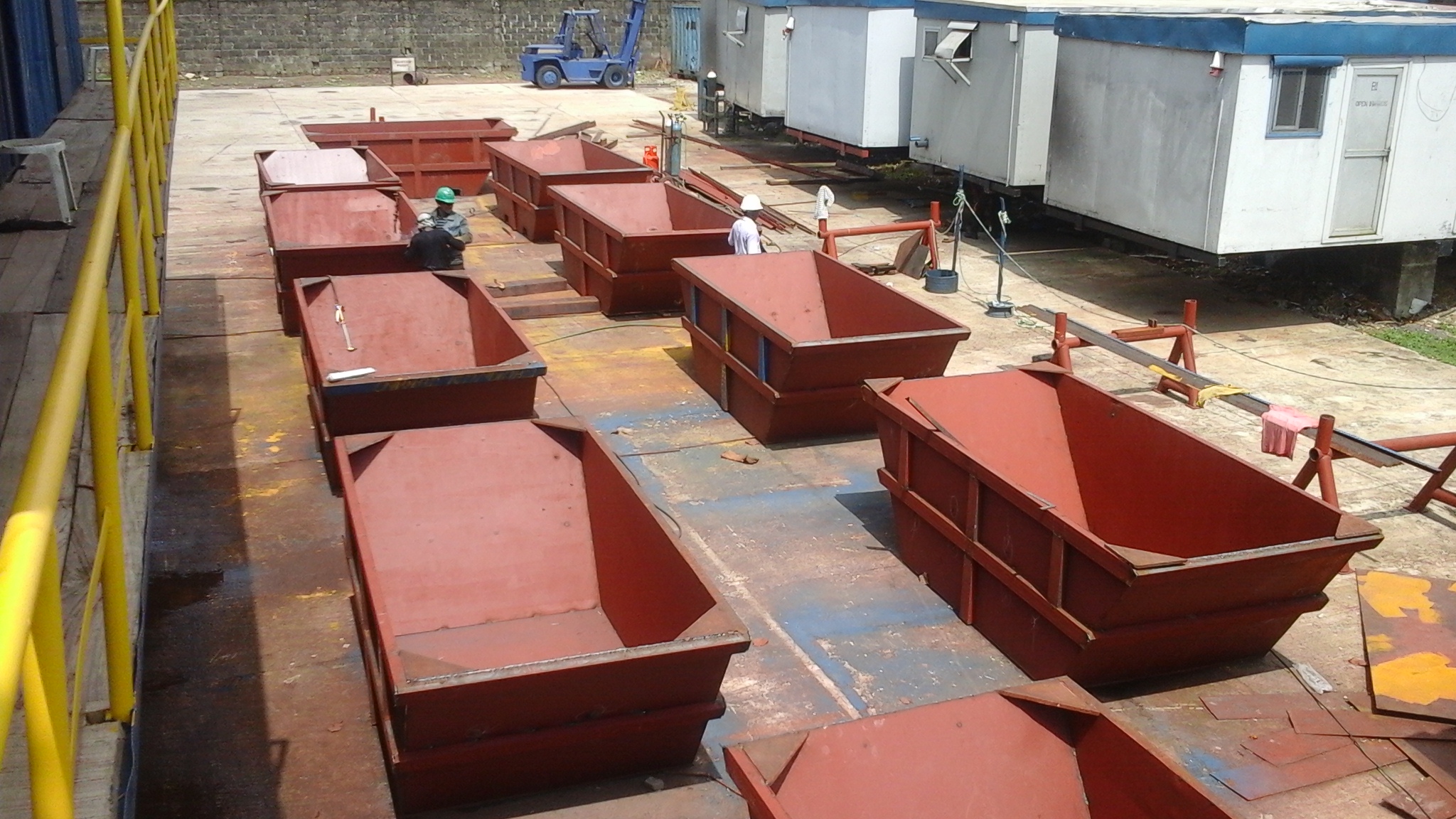 unpainted-waste-skips